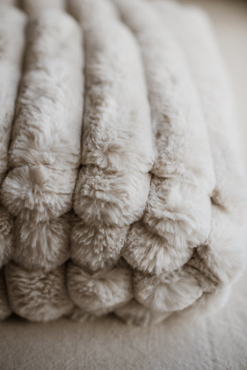 Alaska Fur Throw Cream
