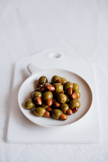 Almond Stuffed Green Olives 160g