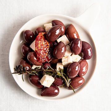 Kalamata Olives, Feta & Sundried Tomato 530g
