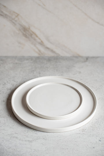 Straight Sided Glossy White Glaze Dinner Plate