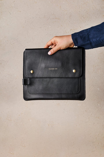 Travel Leather Cruise Pouch Assorted Colours