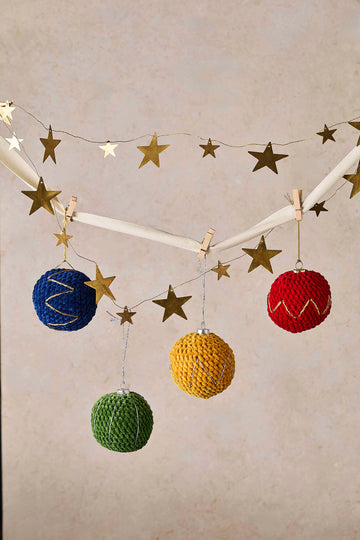 Crocheted Plain Baubles Assorted Colours