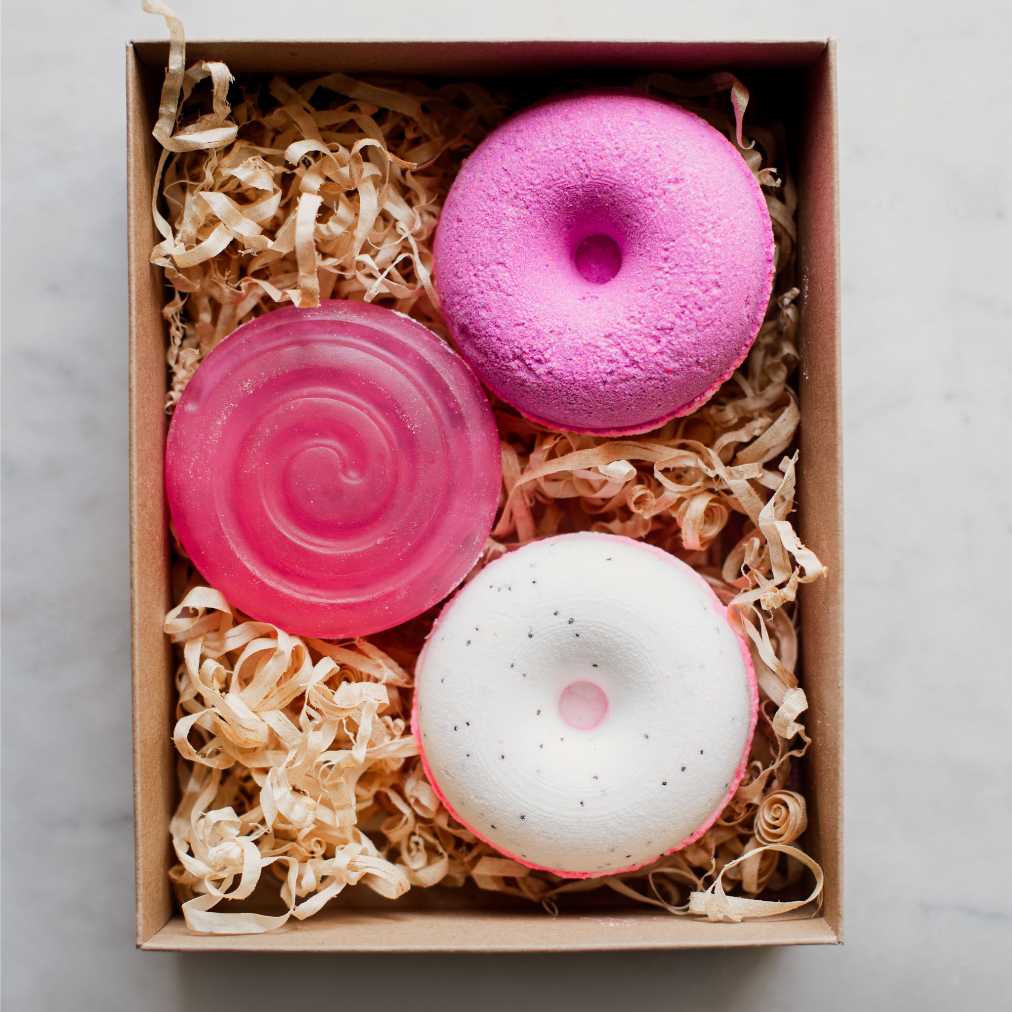 Handcrafted Bath Bombs & Soap Gift Set - Dragon Fruit