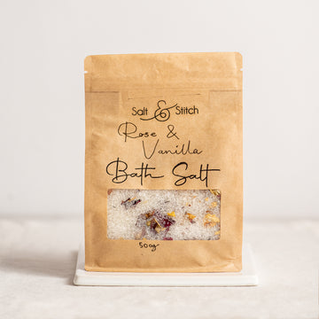 Salt & stitch Rose & Vanilla Bath Salt 500g