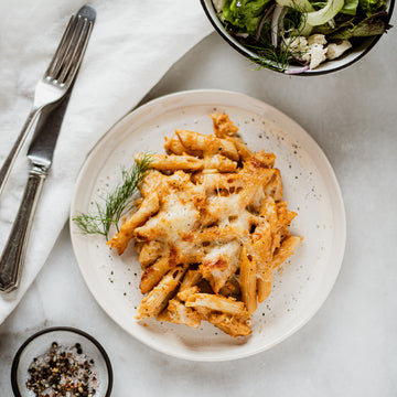 Cheesy Chicken Pasta Bake 1kg Frozen