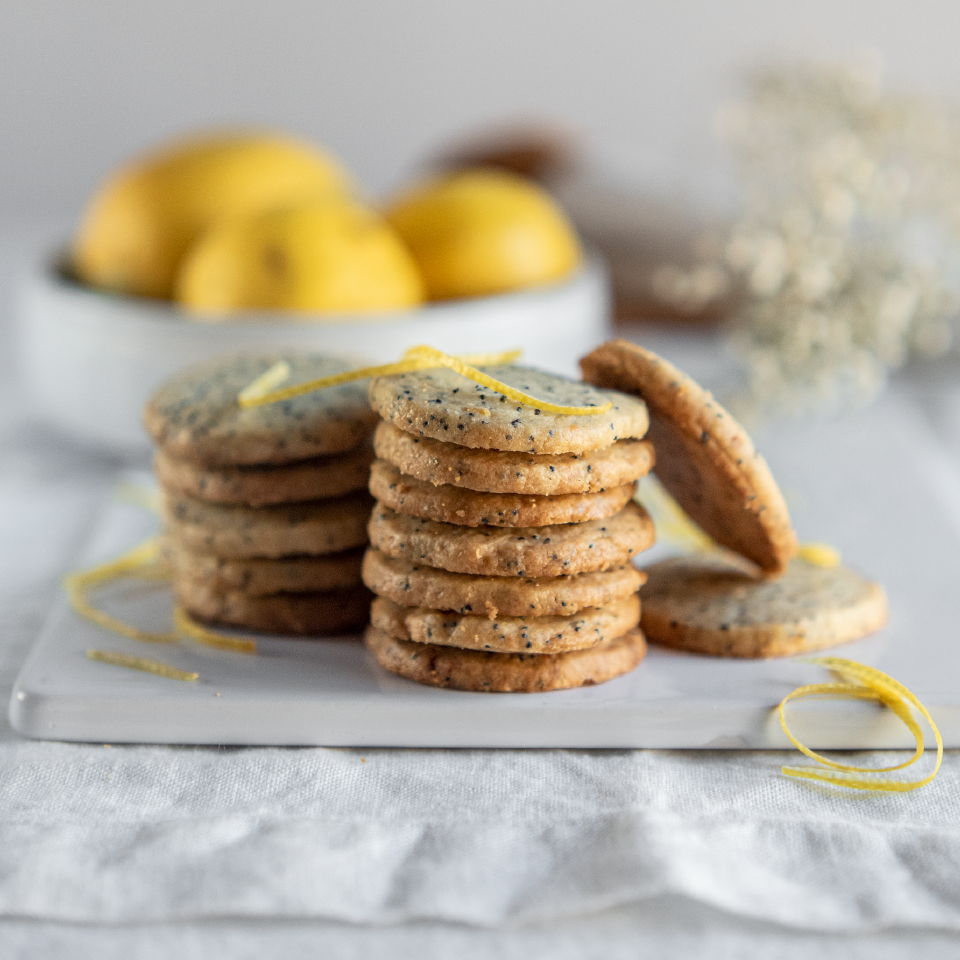 Lemon & Poppy Seed Shortbread 200g